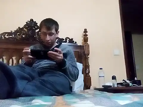 Snapshot of White_rabbit_ chatting on January 2025 10:33:01 PM White rabbit  online show from January 2025 10:33:01 PM