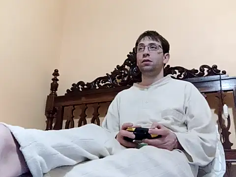 Snapshot of White_rabbit_ chatting on February 2025 12:21:02 AM White rabbit  online show from February 2025 12:21:02 AM