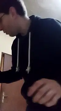 Snapshot of White_rabbit_ chatting on March 2025 09:04:02 PM White rabbit  online show from March 2025 09:04:02 PM