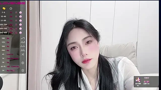 uuxiaocai online show from February 2025 02:52:01 PM