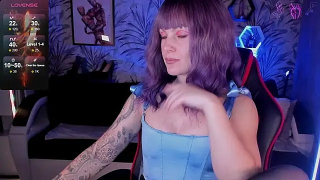 Snapshot of Devi_Evi chatting on December 2025 06:46:02 PM Devi Evi online show from December 2025 06:46:02 PM