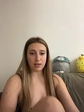 Snapshot of Eva_Ryen chatting on December 2025 05:20:02 PM Eva Ryen online show from December 2025 05:20:02 PM