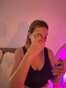 Snapshot of Eva_Ryen chatting on March 2026 04:20:01 PM Eva Ryen online show from March 2026 04:20:01 PM