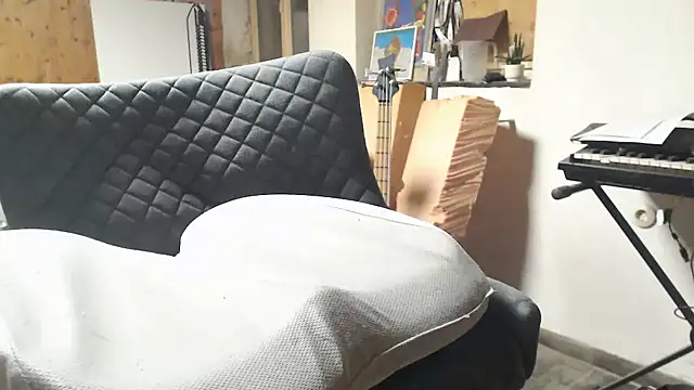 Snapshot of blow2gold chatting on February 2025 06:42:01 PM blow2gold online show from February 2025 06:42:01 PM