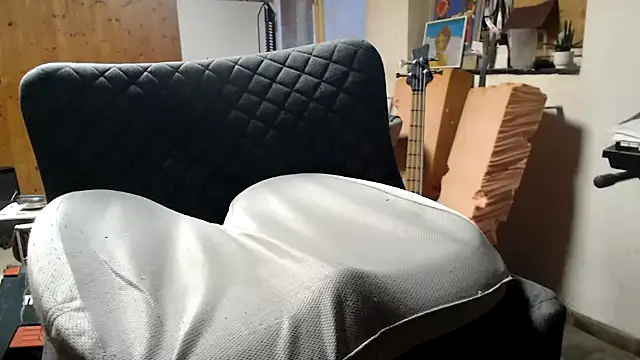 Snapshot of blow2gold chatting on March 2025 03:40:01 PM blow2gold online show from March 2025 03:40:01 PM