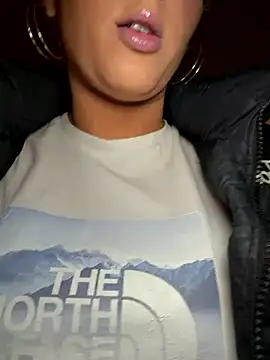 Strongqueen online show from January 2026 07:04:01 PM