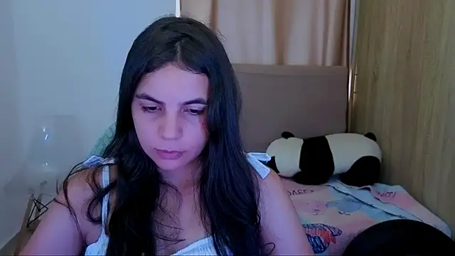 Snapshot of _elenna chatting on June 2026 05:41:01 PM elenna online show from June 2026 05:41:01 PM