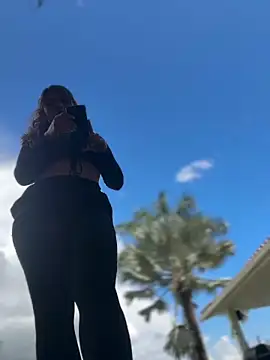 sahorix1 online show from February 2026 07:35:01 PM