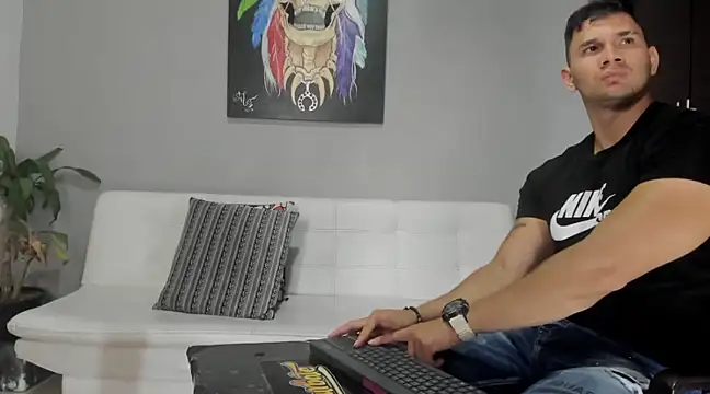 GendersonFit online show from December 2024 08:40:01 PM