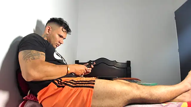 GendersonFit online show from May 2026 01:33:02 AM
