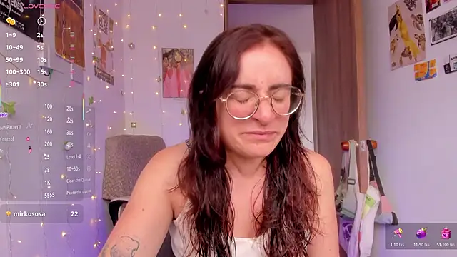 Snapshot of linda_giggle chatting on November 2025 05:01:01 PM linda giggle online show from November 2025 05:01:01 PM