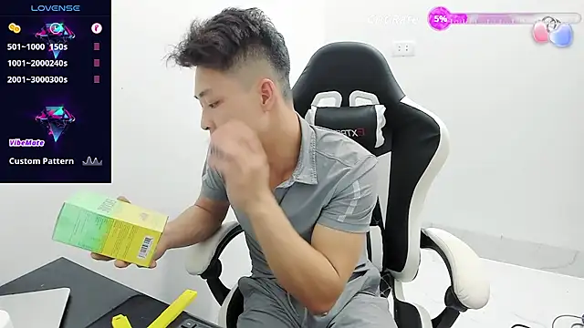 Naughty--asian online show from March 2026 02:00:02 PM