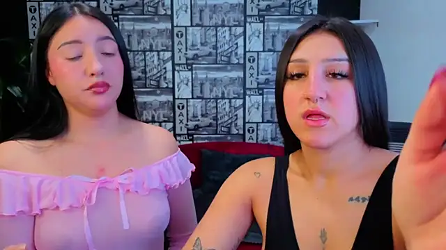 Snapshot of Isa_And_Natasha chatting on June 2026 01:48:02 PM Isa And Natasha online show from June 2026 01:48:02 PM
