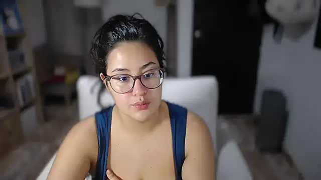 Snapshot of ZabathMiller chatting on November 2025 07:16:02 PM ZabathMiller online show from November 2025 07:16:02 PM