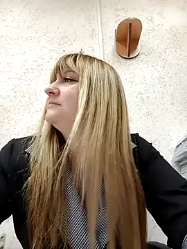 Snapshot of Office_Albertina chatting on October 2025 10:09:02 PM Office Albertina online show from October 2025 10:09:02 PM