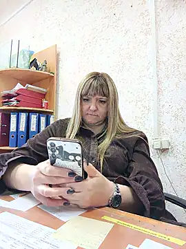 Snapshot of Office_Albertina chatting on May 2026 10:38:01 PM Office Albertina online show from May 2026 10:38:01 PM