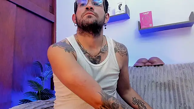 jonathan rivers online show from November 2025 09:25:02 PM