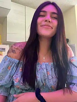 DaphneUwu online show from February 2025 01:33:02 PM