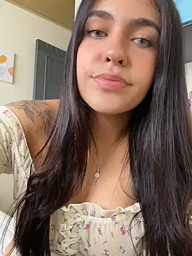 DaphneUwu online show from February 2025 02:21:01 PM