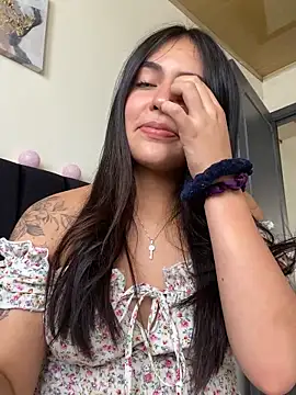 DaphneUwu online show from March 2025 05:49:01 PM