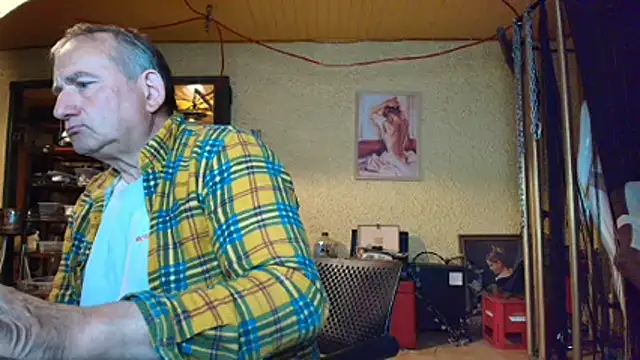 jeanlulu online show from May 2026 07:45:02 PM
