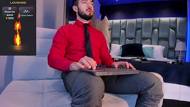 MarkWalker   online show from February 2025 10:09:02 AM