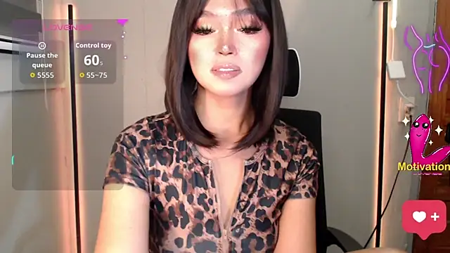 Itsme claire online show from March 2026 10:04:02 PM