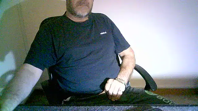 Snapshot of Greek_Passion chatting on October 2025 07:10:02 PM Greek Passion online show from October 2025 07:10:02 PM