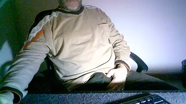 Snapshot of Greek_Passion chatting on November 2025 02:15:01 PM Greek Passion online show from November 2025 02:15:01 PM