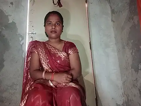 Snapshot of YUKTAPOWER chatting on February 2025 10:49:02 AM YUKTAPOWER online show from February 2025 10:49:02 AM