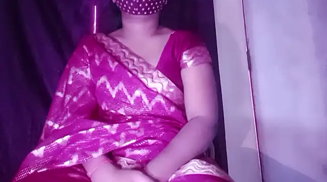 Snapshot of YUKTAPOWER chatting on February 2025 02:40:02 AM YUKTAPOWER online show from February 2025 02:40:02 AM