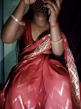 Snapshot of YUKTAPOWER chatting on February 2025 01:32:01 AM YUKTAPOWER online show from February 2025 01:32:01 AM