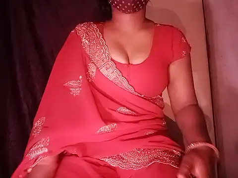 Snapshot of YUKTAPOWER chatting on March 2025 10:21:02 PM YUKTAPOWER online show from March 2025 10:21:02 PM