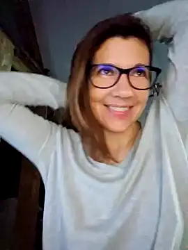 Snapshot of Lina_lou4 chatting on December 2024 07:25:02 AM Lina lou4 online show from December 2024 07:25:02 AM