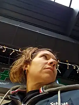 Snapshot of Lina_lou4 chatting on December 2024 10:30:01 AM Lina lou4 online show from December 2024 10:30:01 AM