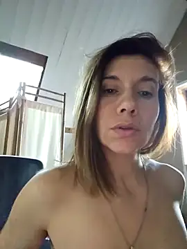 Snapshot of Lina_lou4 chatting on February 2025 04:29:01 PM Lina lou4 online show from February 2025 04:29:01 PM