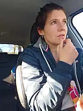 Snapshot of Lina_lou4 chatting on February 2025 02:12:02 PM Lina lou4 online show from February 2025 02:12:02 PM