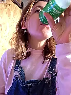 Snapshot of Lina_lou4 chatting on September 2025 12:48:01 PM Lina lou4 online show from September 2025 12:48:01 PM