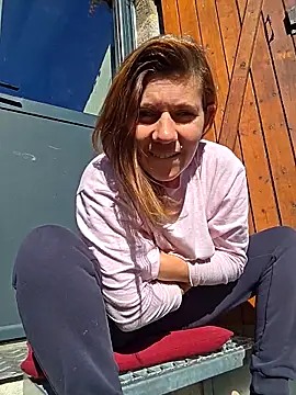 Snapshot of Lina_lou4 chatting on October 2025 11:33:02 AM Lina lou4 online show from October 2025 11:33:02 AM