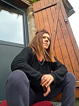 Snapshot of Lina_lou4 chatting on October 2025 02:02:01 PM Lina lou4 online show from October 2025 02:02:01 PM