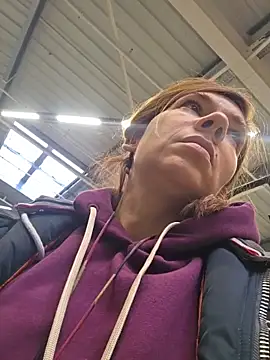 Snapshot of Lina_lou4 chatting on December 2025 10:24:02 AM Lina lou4 online show from December 2025 10:24:02 AM