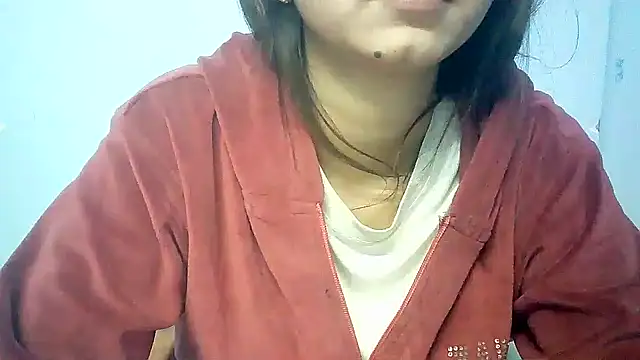 Snapshot of lovelydesi21 chatting on December 2024 04:26:01 PM lovelydesi21 online show from December 2024 04:26:01 PM