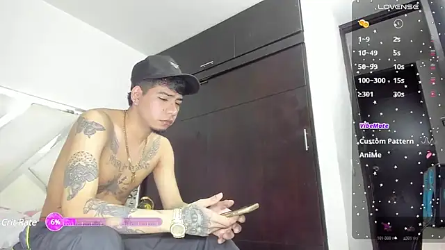 Snapshot of zack_isaac777 chatting on December 2024 05:25:01 AM zack isaac777 online show from December 2024 05:25:01 AM