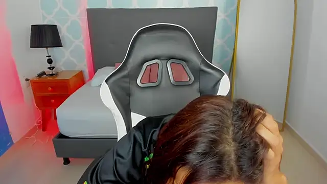 cora 22 online show from September 2025 12:49:02 PM