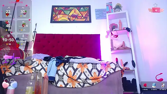 Snapshot of louise_nails chatting on November 2025 01:55:02 PM louise nails online show from November 2025 01:55:02 PM