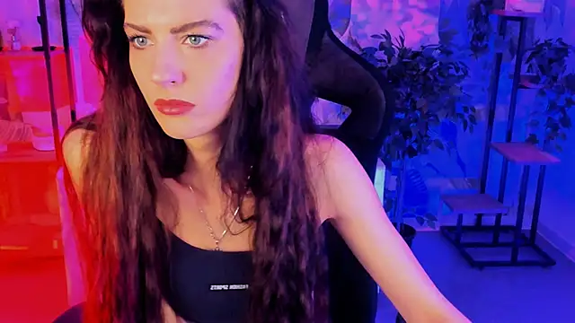 Snapshot of EmilyWilden chatting on January 2025 11:22:02 AM EmilyWilden online show from January 2025 11:22:02 AM