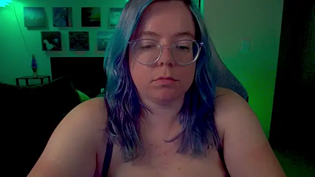 KiraSpitQueen online show from July 2026 03:52:02 AM