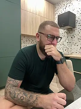 Bear bear  online show from February 2025 10:20:02 PM