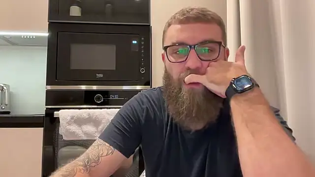 Bear bear  online show from November 2025 11:09:01 AM