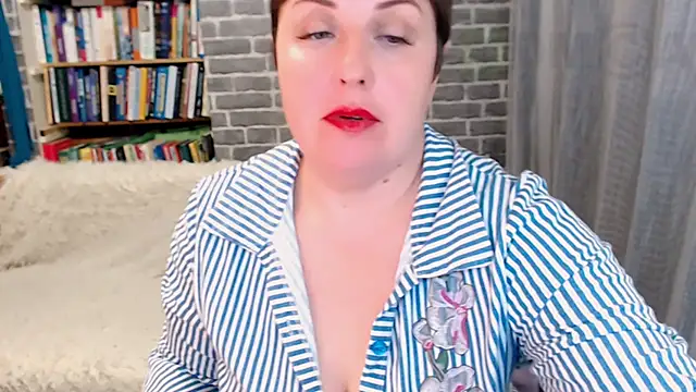 Rainbow lady online show from October 2025 03:36:02 AM